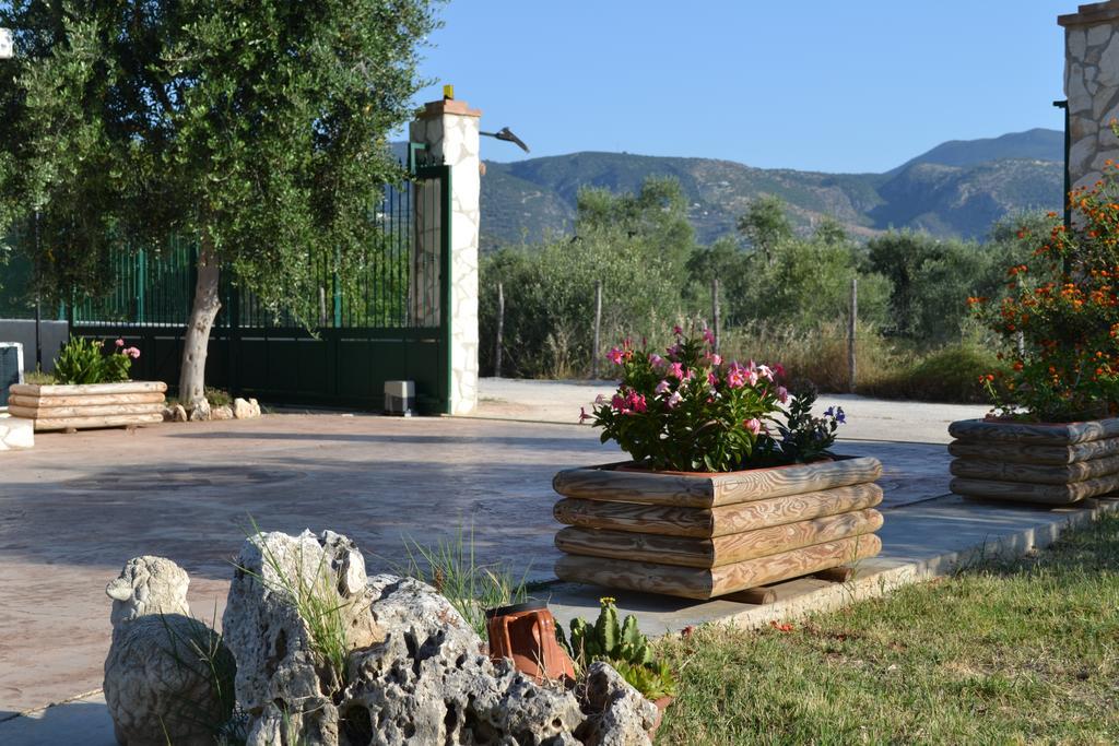 Agriturismo Antichi Ulivi Mattinata Exterior photo